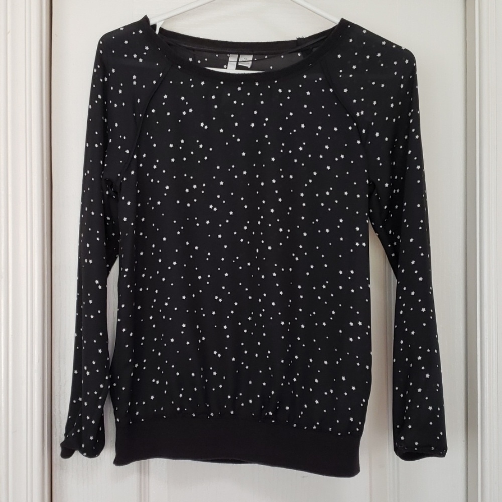 Blouses - Picture 2 of 6